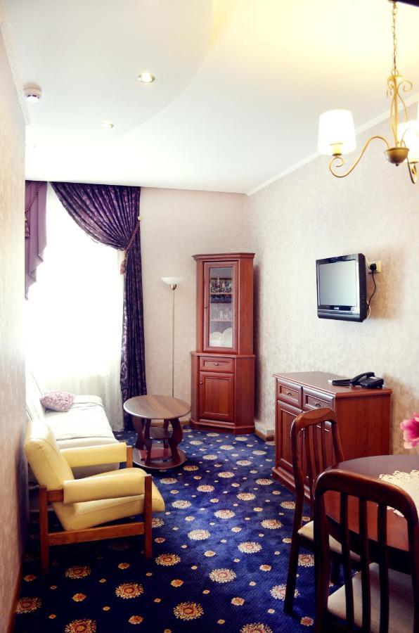 Hotel Dobrodiy 빈니차 외부 사진